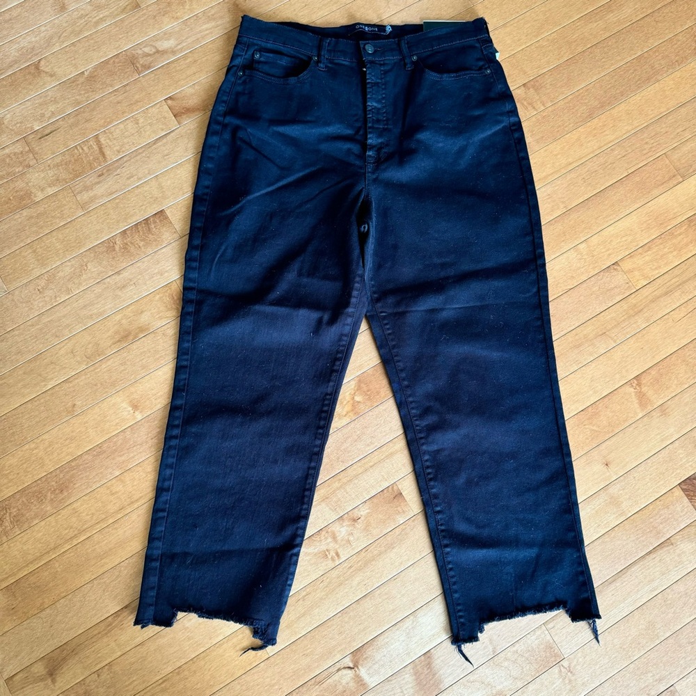 NWT ONE 5 ONE Size 16 Black Jean Capris